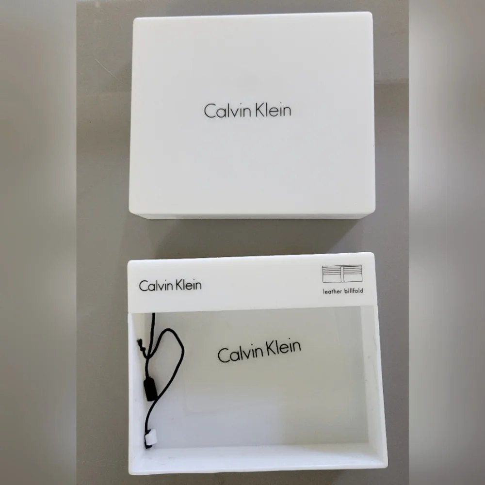 Calvin Klein White Hardcase Billfold Box (Empty)